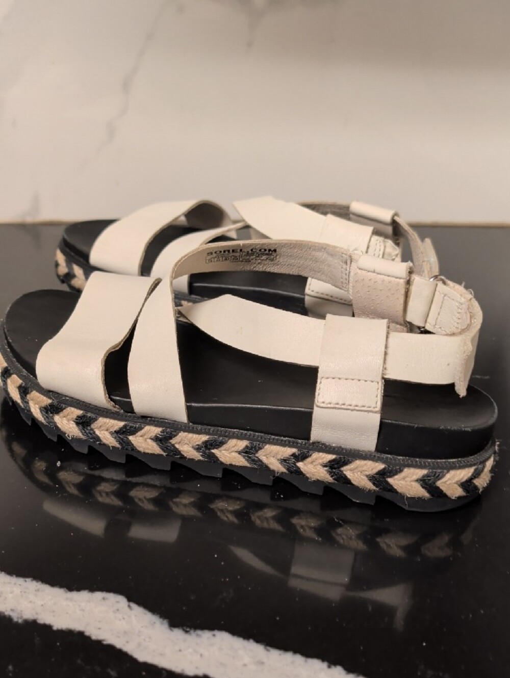 Sorel Women's Roaming Leather T-Strap Platform Sandals Size 7.5 - Picture 7 of 9